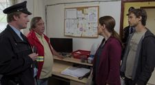 VRAŽDA NA MODRAVĚ: Tělo zdravotní sestry nalezeno v tovární ruině. Jaký měl pachatel motiv?