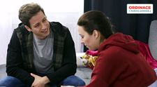 ROZKOL: Jonáš vyměnil rodinu za přítelkyni a milenku otce Denisu. Na čí straně jste vy?