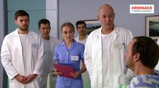 Sekora ochromen, při vizitě si to k němu nakráčí doktor Adam. Čím to skončí?