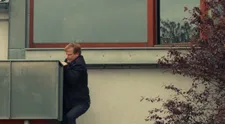 VIDEO: To je technika! Prokop Král je na svůj věk překvapivě mrštný. Podívejte se, jak vyšplhá po fasádě domu!