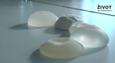 VIDEO: Vydrží prsní implantáty přejetí autem? Podívejte se na drsný test odolnosti!