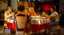 Pro smetánku jedině kung-pao: Slavná čínská restaurace ve Vodičkově ulici opět ožívá v Ivetě