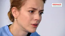 Ukázka z Ordinace: Důležitá slova v nesprávnou chvíli, co poví Marika bojujícímu Sekorovi?