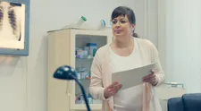 Příjemná změna pro Anežku Rusevovou z Ulice: Stane se z ní zdravotní sestra! VIDEO