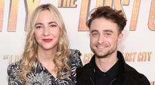 Harry Potter se stal poprvé otcem. Partnerka mu porodila zdravé miminko