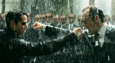 Během souboje si stihl převázat kravatu, podívejte se na chyby ve filmu Matrix: Revolution