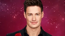 Bachelor na Voyo nekončí: Australan Matt hledá tu pravou mezi 28 dívkami