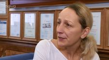 SAMA SEBE SE ŠTÍTÍ: Zuzanu ničí její komplexy. Může za to i nenechavé chování manžela