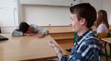 EXKLUZIVNÍ VIDEO: Jak se studenti baví na Otův účet?