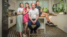 Co přinese nový seriál Táta v nesnázích? Hledání lásky, padesátka na krku i péče o tři dcery