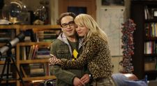 Jiskření na place Teorie velkého třesku: Kdy si Kaley Cuoco a Johnny Galecki přiznali své city?