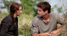 Hunger Games: Líbačku Lawrence s Hemsworthem kazil česnek