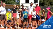 VIDEO: Radek Štěpánek udělal radost malým žáčkům tenisu! Překvapení to bylo ohromné