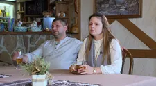Drsná hádka ve Výměně: Romská rodina označí manžele z Prahy za špínu! VIDEO
