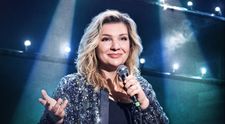 Život ji nešetřil, ale ona se nevzdala! Co prožila stand-up komička Simona Salátová?