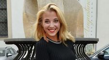 50. LÉTA JSOU ZPĚT! Anna Slováčková uchvátila úplně každého. Mrkněte, jaký outfit si vzala na koncert!