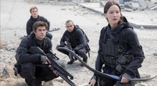Výplaty hvězd Hunger Games: Jennifer Lawrence je za vodou, Liam Hemsworth ostrouhal Výplaty hvězd Hunger Games: Jennifer Lawrence je za vodou, Liam Hemsworth ostrouhal