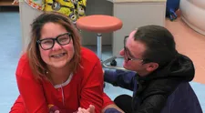VIDEO: Patnáctiletá dívka přirovnává porodní bolesti k jedné každodenní činnosti. Zná to každý z nás