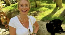 Lucie Borhyová ve Španělsku: U bazénu jí to sluší stejně jako ve zprávách!