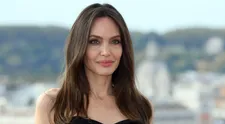 Nové tetování Angeliny Jolie: Fanoušci šílí z toho, jak její kérka vypadá!