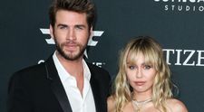 Miley Cyrus poslala Liamu Hemsworthovi jasný vzkaz: Můžu se milovat líp než ty!