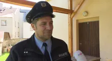 ŠUMAVSKÁ IDYLKA: Podívejte se, jak si štáb užívá mezi natáčením seriálu Policie Modrava