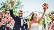 Krásná zpráva! Vdala se známá reportérka Novy, vzala si školní lásku