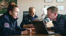 Oddíl B: Poznejte bachaře z vězení, které žije vlastním životem