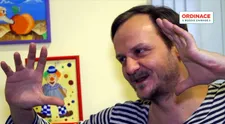 Probuzení Sekory v ZÁKULISÍ ORDINACE doprovázel smích. VIDEO