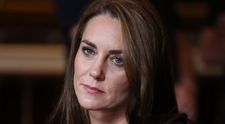 Jedinečný úkaz po smrti královny. Jak opakované duhy vysvětluje princezna Catherine?