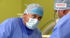 Ukázka z Ordinace: Leoš Mára na sále totálně selže. Roztrhne pacienta!