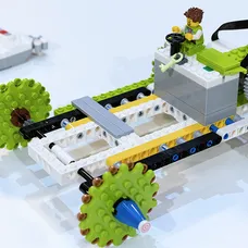 LEGO MASTERS auta 1