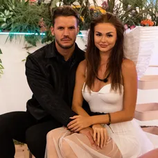 Love Island - Jakub a Hanka (2)