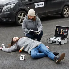 Specialisté - 76. díl - Vzdušné zámky - 3