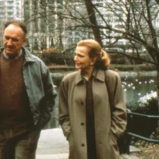 Gena Rowlandsová a Gene Hackman ve filmu Jiná žena, 1988