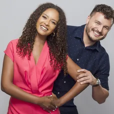 Víkendová Snídaně - moderátoři - Rebecca Diatilová a Roman Staša