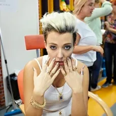 Tvoje tvář: Anna Slováčková jako kontroverzní Miley Cyrus - 3