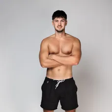 Love Island - Čurgi
