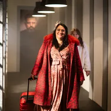 Silvia přichází do vily