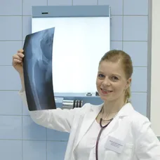 MUDr. Tereza Valšíková - herečka Monika Zoubková