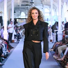 Linda Górecká pro Beatu Rajskou na KVIFF