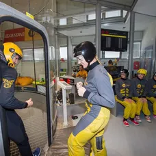 Tváře Novy na skydivingu - 17