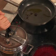 MasterChef Česko: Soutěžící skončil s popáleninami - 2