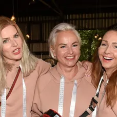 Nikol Leitgeb Štíbrová, Martina Pártlová a Veronika Arichteva, 3. 10. 2021