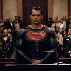 Batman vs Superman: Úsvit spravedlnosti - 24