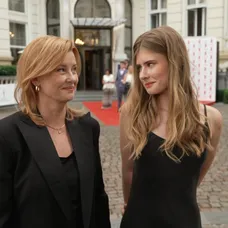 Jitka Schneiderová s dcerou Sofií na MFF Karlovy Vary 2026