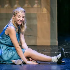 Anička Slováčková, 12. 9. 2016 muzikál Alenka v kraji zázraků