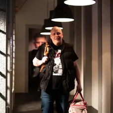 Jakub přichází do vily