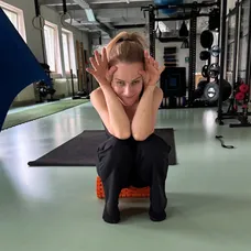 Petra Bučková; Prsa 05