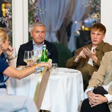 Investoři Jámy lvové na promítání